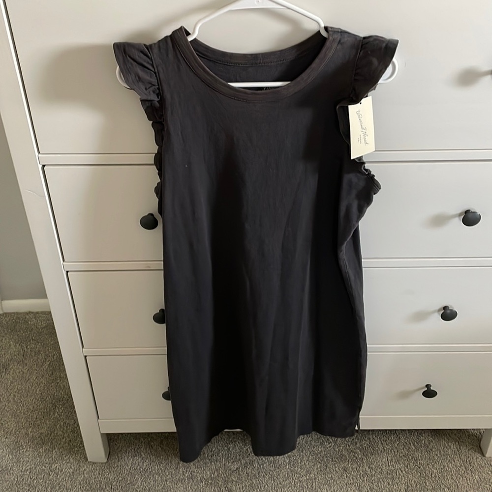 New Gray Universal Thread Flutter Sleeve Dress